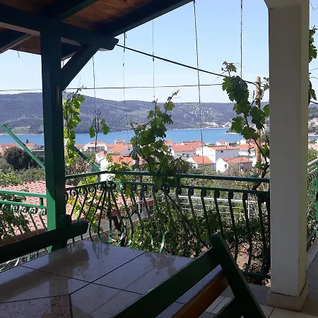 Mornar * Poljica (Trogir)